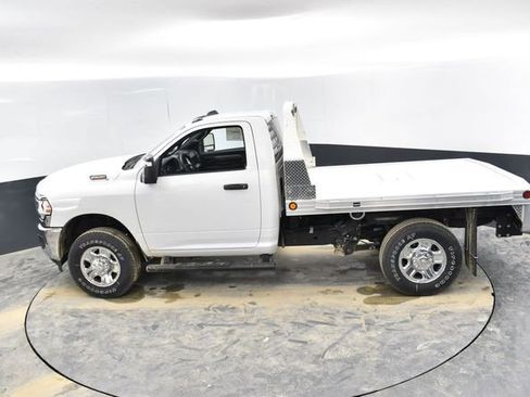 New 2024 RAM 2500 Tradesman w/ Chrome Appearance Group image 31