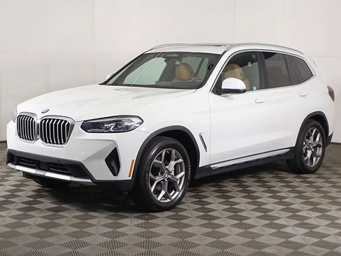 Used 2023 BMW X3 xDrive30i AWD/4WD image 11