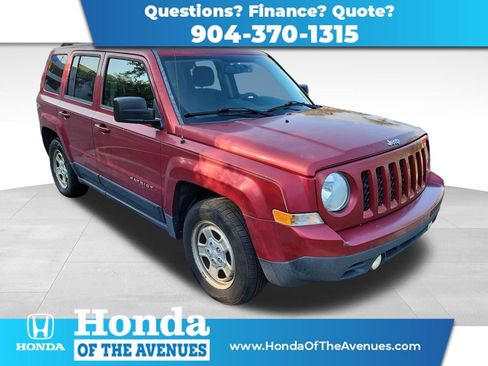 Used 2016 Jeep Patriot Sport w/ Power Value Group FWD image 1