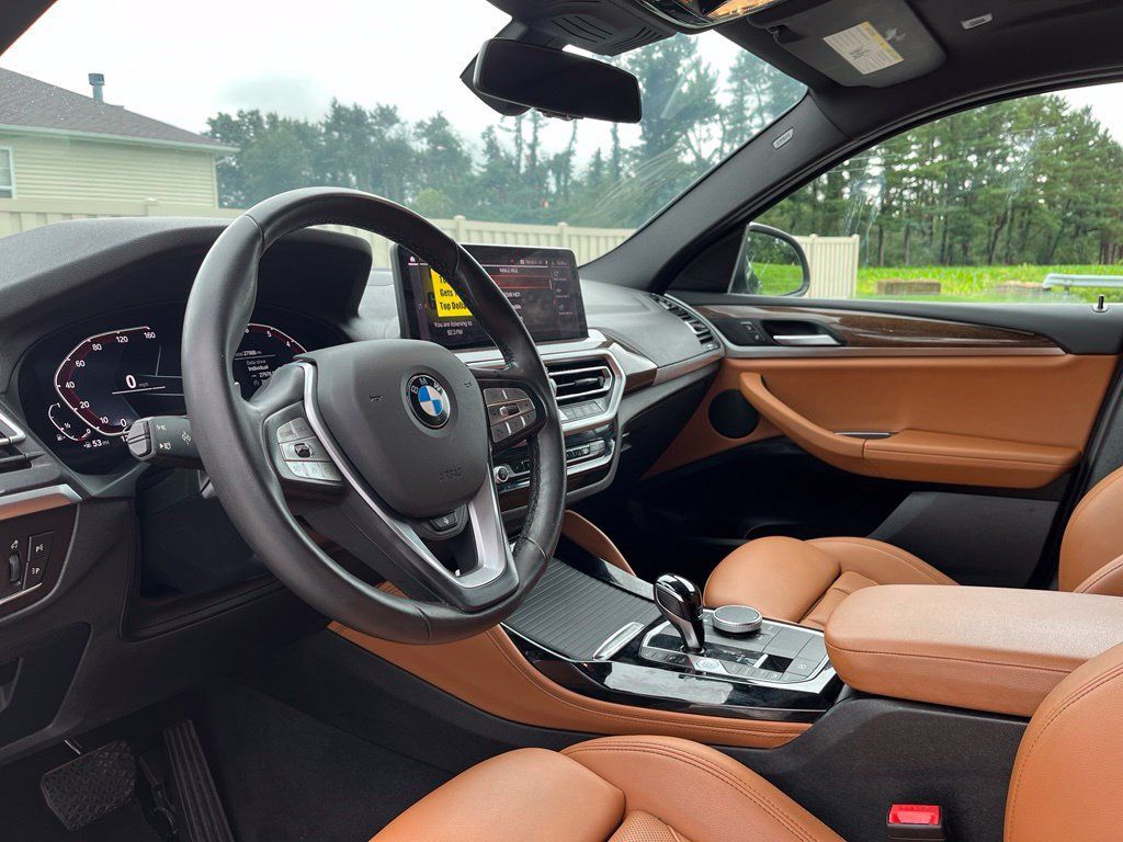 Used 2023 BMW X4 xDrive30i w/ Premium Package AWD/4WD image 21