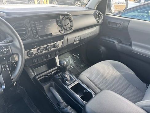 Certified 2020 Toyota Tacoma SR image 16