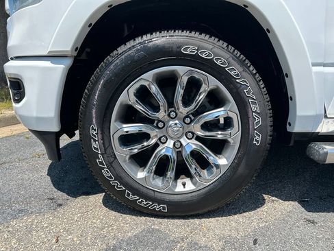 Used 2022 RAM 1500 Laramie w/ Sport Appearance Package AWD/4WD image 11