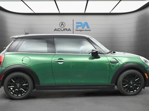 Used 2022 MINI Cooper 2-Door Hardtop image 21