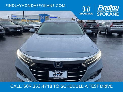 Used 2021 Honda Accord Touring image 2