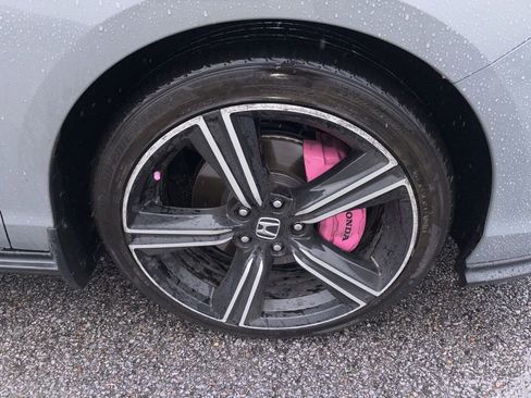 Used 2025 Honda Accord Sport image 11