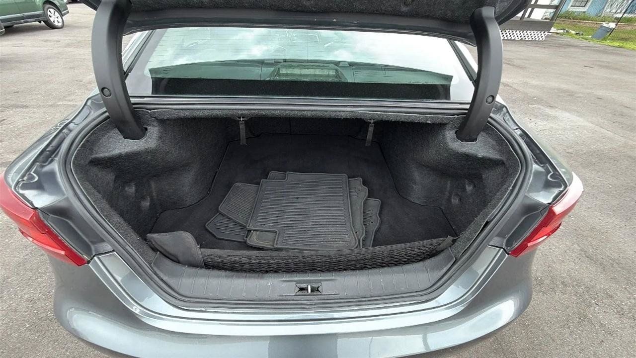 Used 2018 Nissan Maxima 3.5 SL FWD image 37