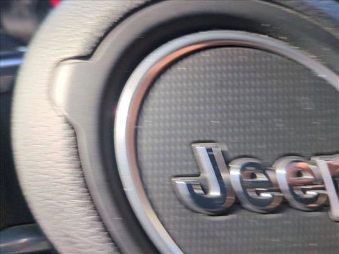 Used 2024 Jeep Wrangler High Altitude image 15