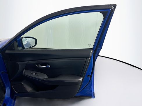 Used 2024 Nissan Sentra SV image 30