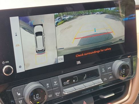 Used 2025 Toyota Grand Highlander AWD Hybrid image 27