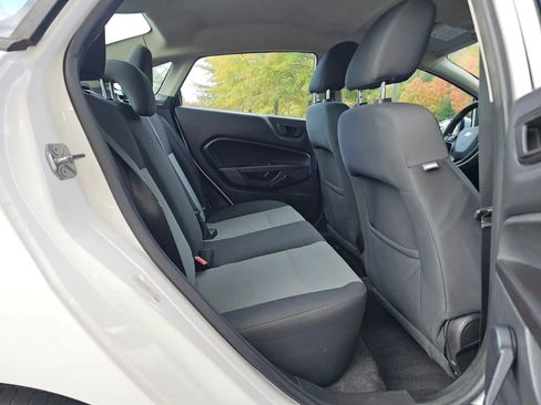 Used 2015 Ford Fiesta S image 8