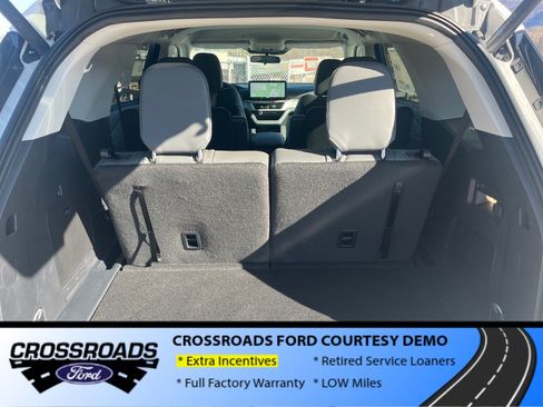 New 2026 Ford Explorer Active w/ Active Comfort Package AWD/4WD image 20