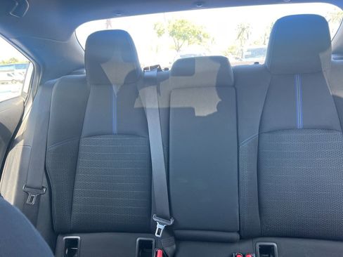Used 2021 Toyota Corolla SE FWD image 3