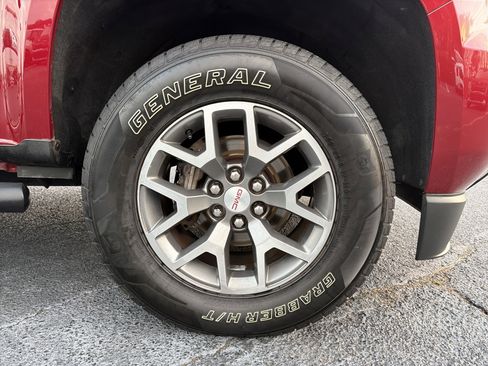 Used 2018 GMC Canyon All Terrain w/ Trailering Package image 12