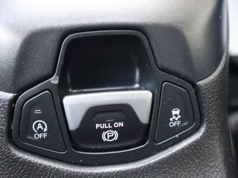 Used 2020 Jeep Compass Trailhawk w/ Leather Interior Group AWD/4WD image 97