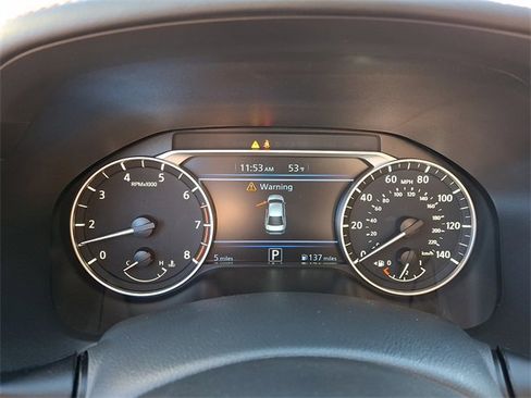 New 2025 Nissan Altima 2.5 SR image 9