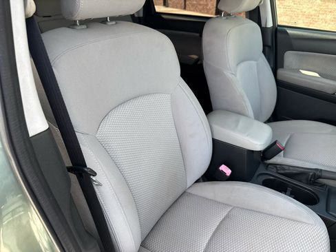 Used 2017 Subaru Forester 2.5i Premium AWD/4WD image 48