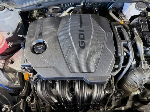 Used 2023 Kia Sportage EX FWD image 39
