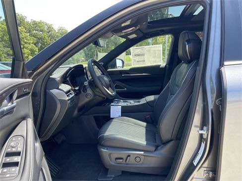 New 2026 INFINITI QX60 Autograph w/ Dark Cargo Package image 8