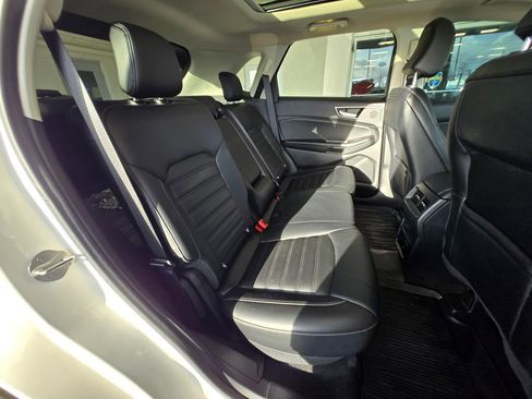 Used 2022 Ford Edge SEL w/ Convenience Package image 22