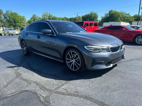 Used 2020 BMW 330i Sedan w/ Convenience Package RWD image 3