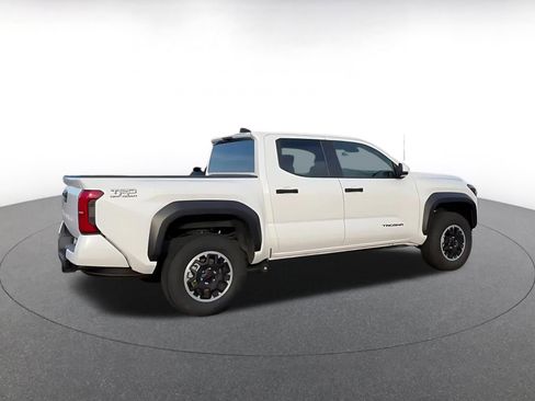 Used 2025 Toyota Tacoma TRD Off-Road image 14