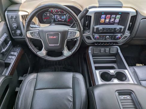 Used 2018 GMC Sierra 1500 SLT AWD/4WD image 16
