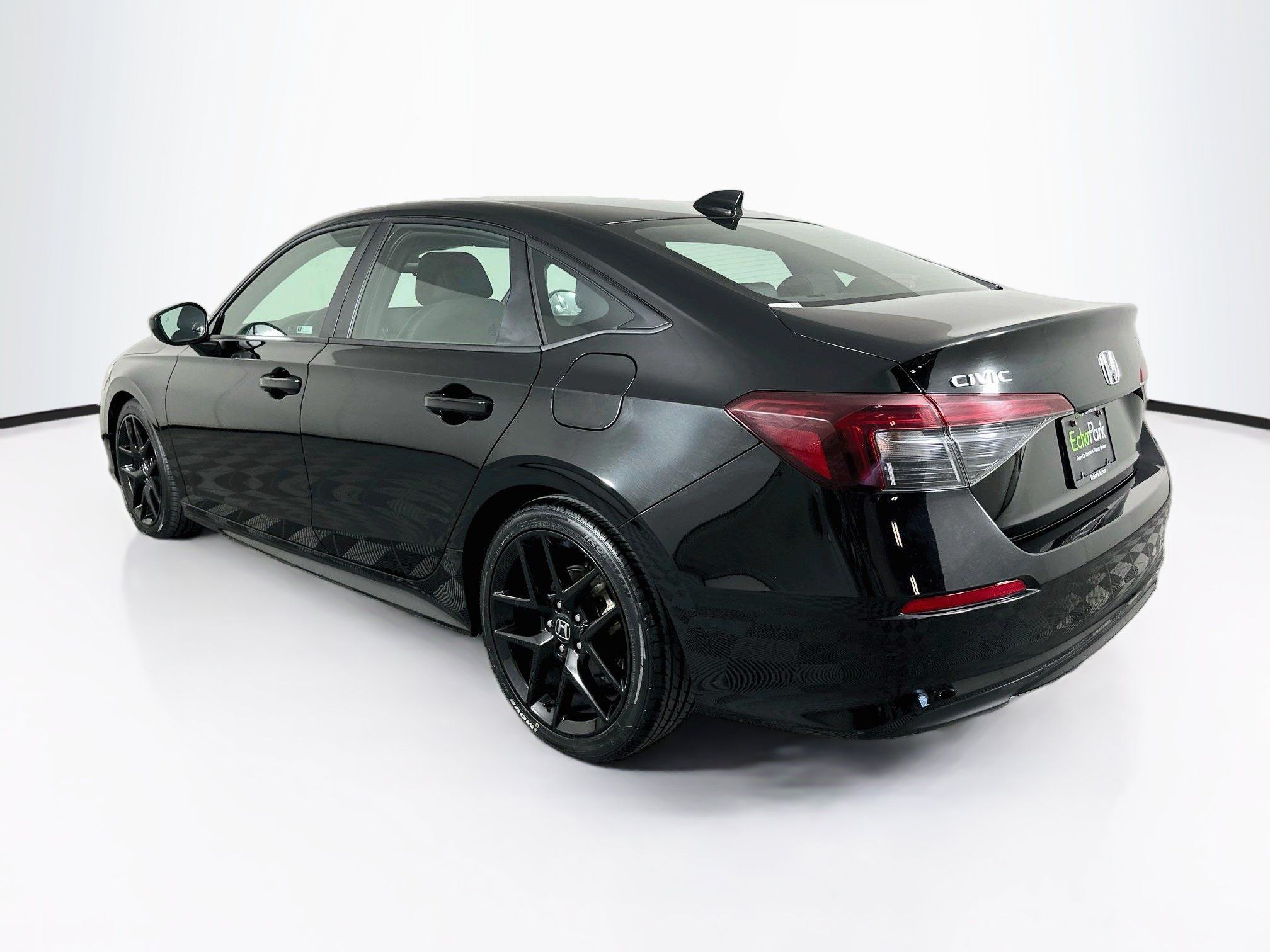 Used 2025 Honda Civic Sport image 5