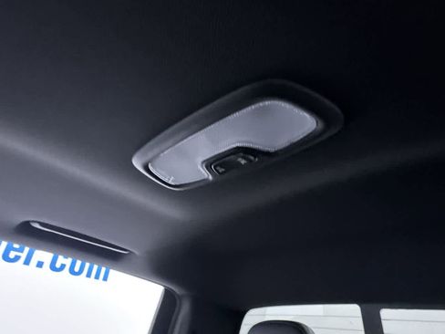 Used 2024 Chevrolet Colorado LT w/ LT Convenience Package III image 38