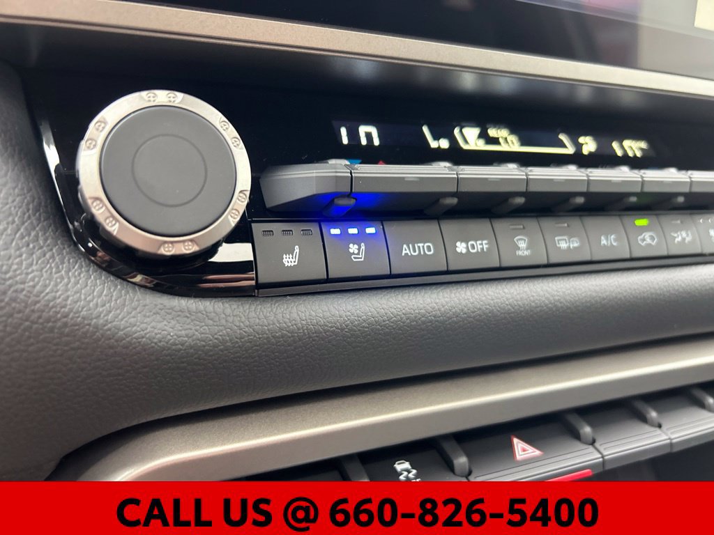New 2026 Toyota Sequoia Limited AWD/4WD image 32