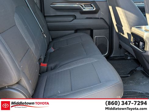 Used 2024 Chevrolet Silverado 1500 LT Trail Boss w/ Convenience Package II AWD/4WD image 34