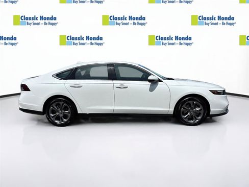 Certified 2025 Honda Accord EX-L image 9