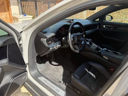 Used 2022 Porsche Panamera 4S image 8