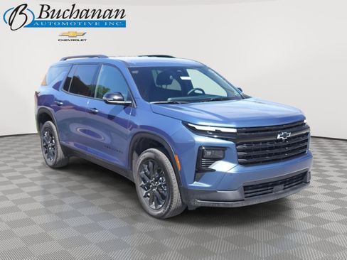 New 2026 Chevrolet Traverse LT w/ Midnight/Sport Edition FWD image 1
