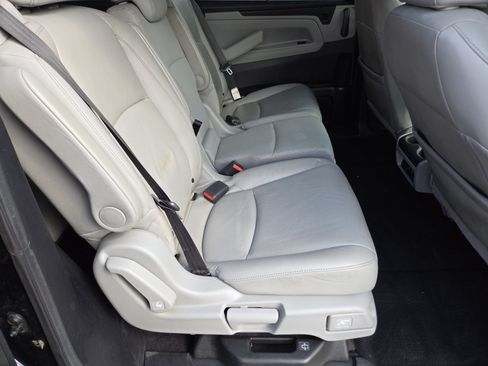 Used 2018 Honda Odyssey EX-L image 27