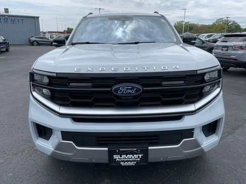 Used 2025 Ford Expedition Platinum AWD/4WD image 33