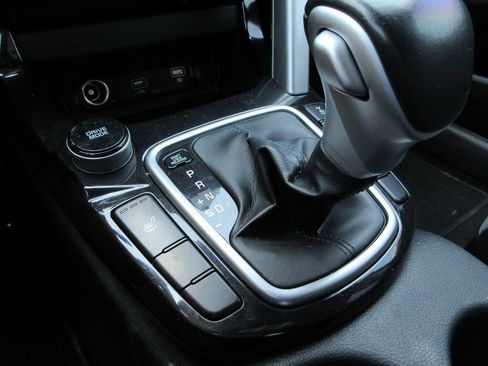 Used 2023 Kia Seltos S w/ Navigation Package AWD/4WD image 28