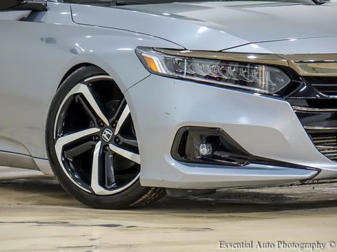 Used 2022 Honda Accord Sport image 3