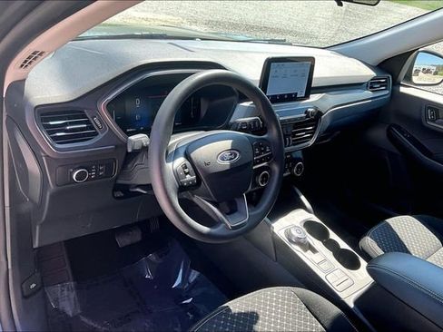 Used 2025 Ford Escape Active AWD/4WD image 13