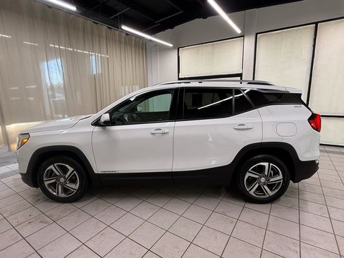 Used 2018 GMC Terrain SLT w/ Preferred Package AWD/4WD image 9
