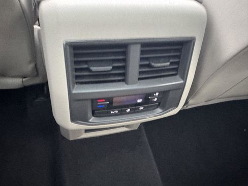 Used 2019 Volkswagen Atlas SEL R-Line image 20