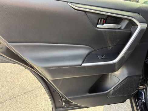 Certified 2024 Toyota RAV4 XLE image 28