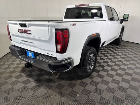 Used 2023 GMC Sierra 3500 SLE w/ SLE Convenience Package AWD/4WD image 8