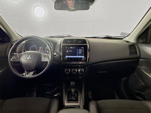 Used 2024 Mitsubishi Outlander Sport AWD image 3