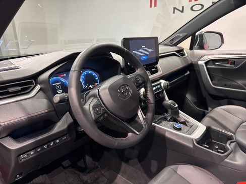 Used 2025 Toyota RAV4 XSE image 12