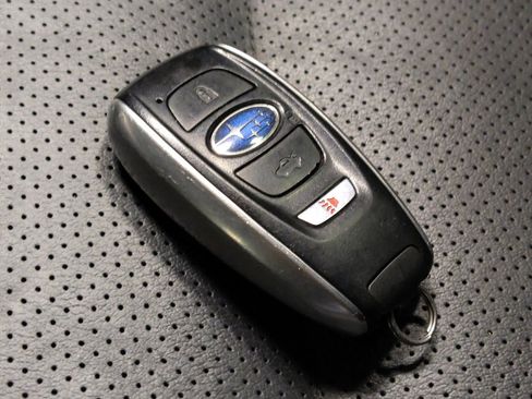 Used 2019 Subaru Outback 3.6R Limited w/ Popular Package #2 AWD/4WD image 32