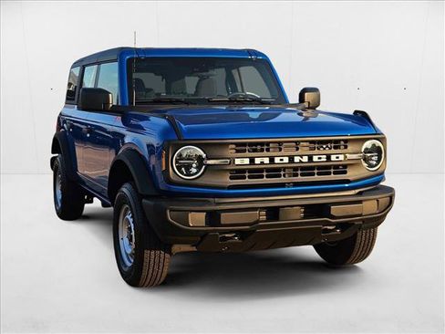 New 2025 Ford Bronco 4-Door image 7