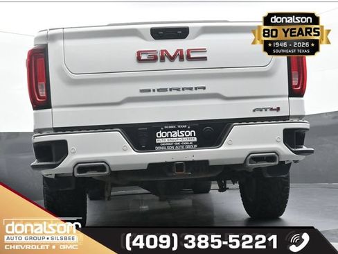 Used 2024 GMC Sierra 1500 AT4 w/ Technology Package AWD/4WD image 16