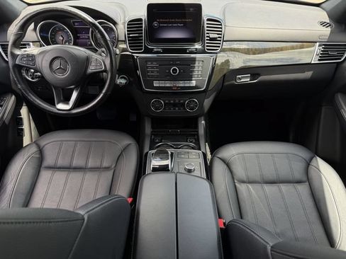 Used 2019 Mercedes-Benz GLS 450 4MATIC image 10