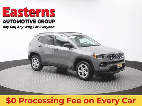 Used 2023 Jeep Compass Latitude w/ Sun and Sound Group AWD/4WD image 50