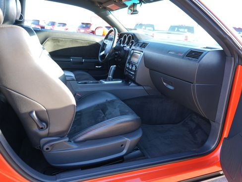 Used 2009 Dodge Challenger SRT8 w/ SRT Option Group II image 12